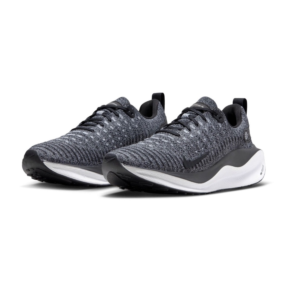 New Nike infinityRN 4 run running shoes sneakers 9 women’s